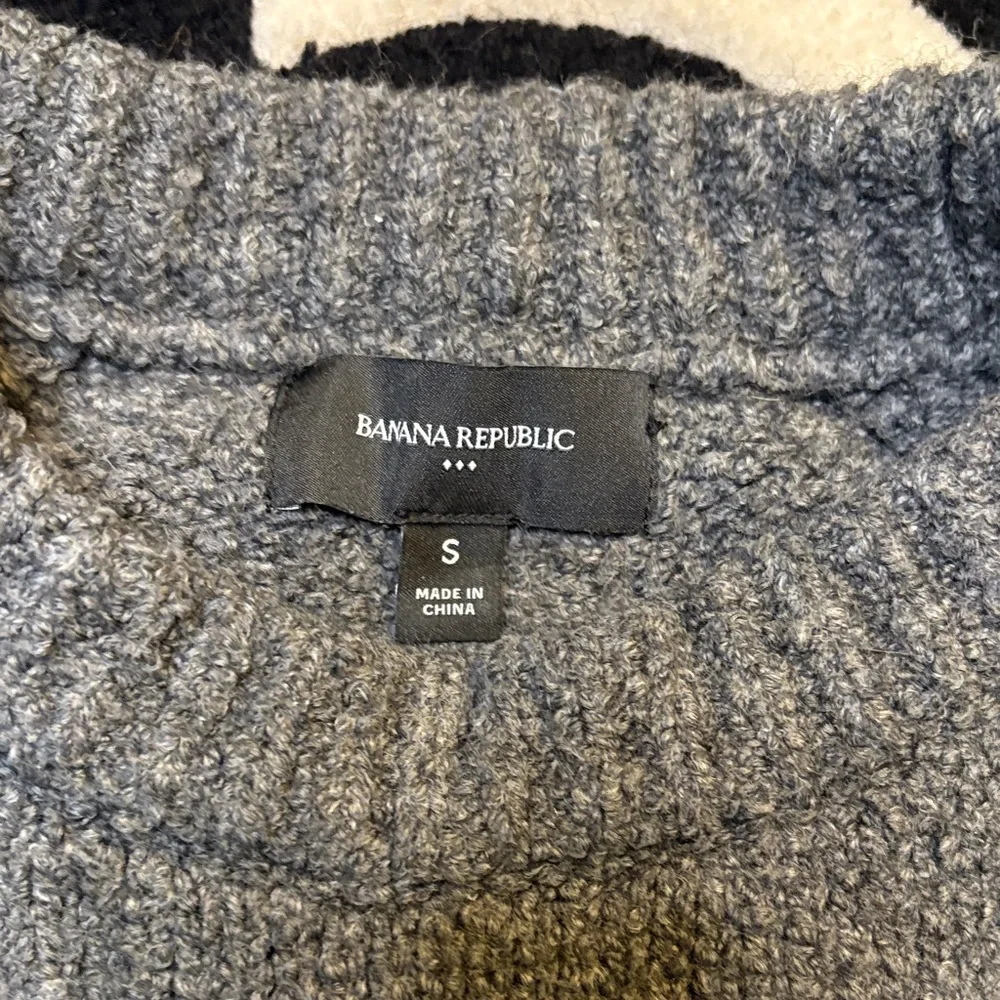 Banana Republic Charcoal Chunky Knit Pullover - Picture 2 of 6